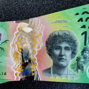 Australian 100 Dollar Note