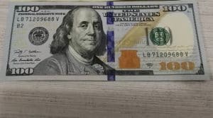 Read more about the article Fake $100 dollar bill